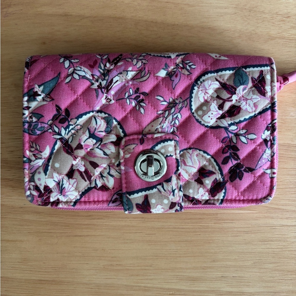 Vera Bradley RFID Turnlock Wallet- Botanical Paisley Pink